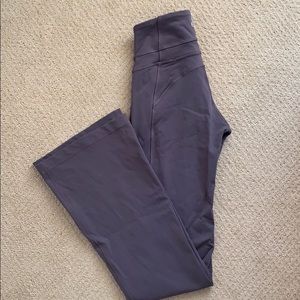 Lululemon groove pant, sz 4, luon fabric